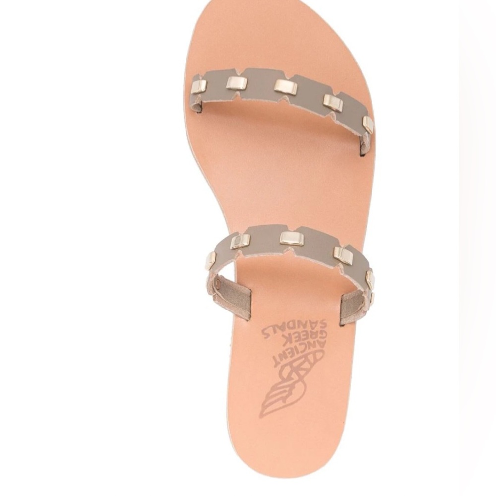 NWT - Kara Flat Gladiator Leather Sandal / Gray / studding - Size 37